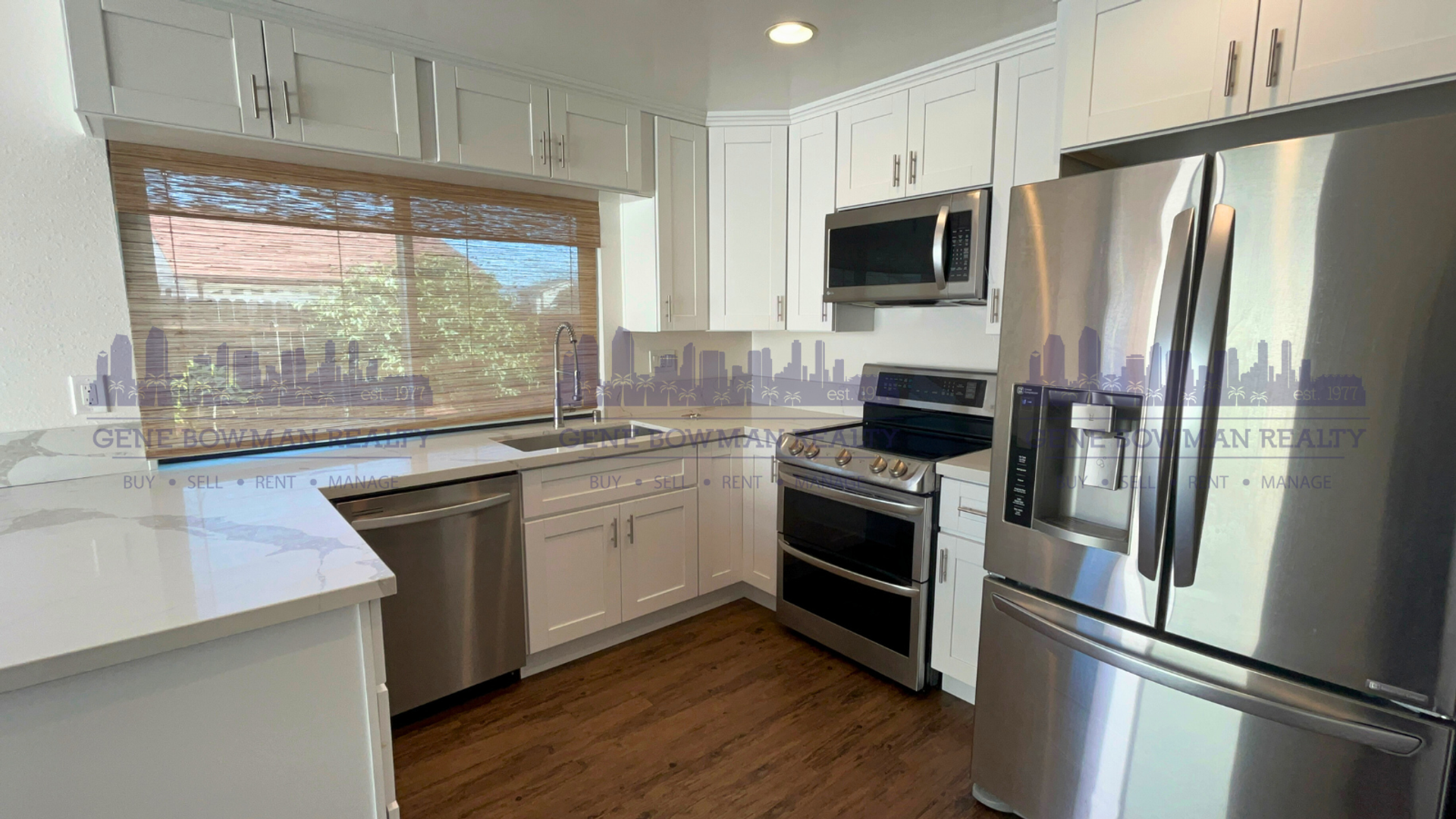 San Diego House: 6840 Simi Place