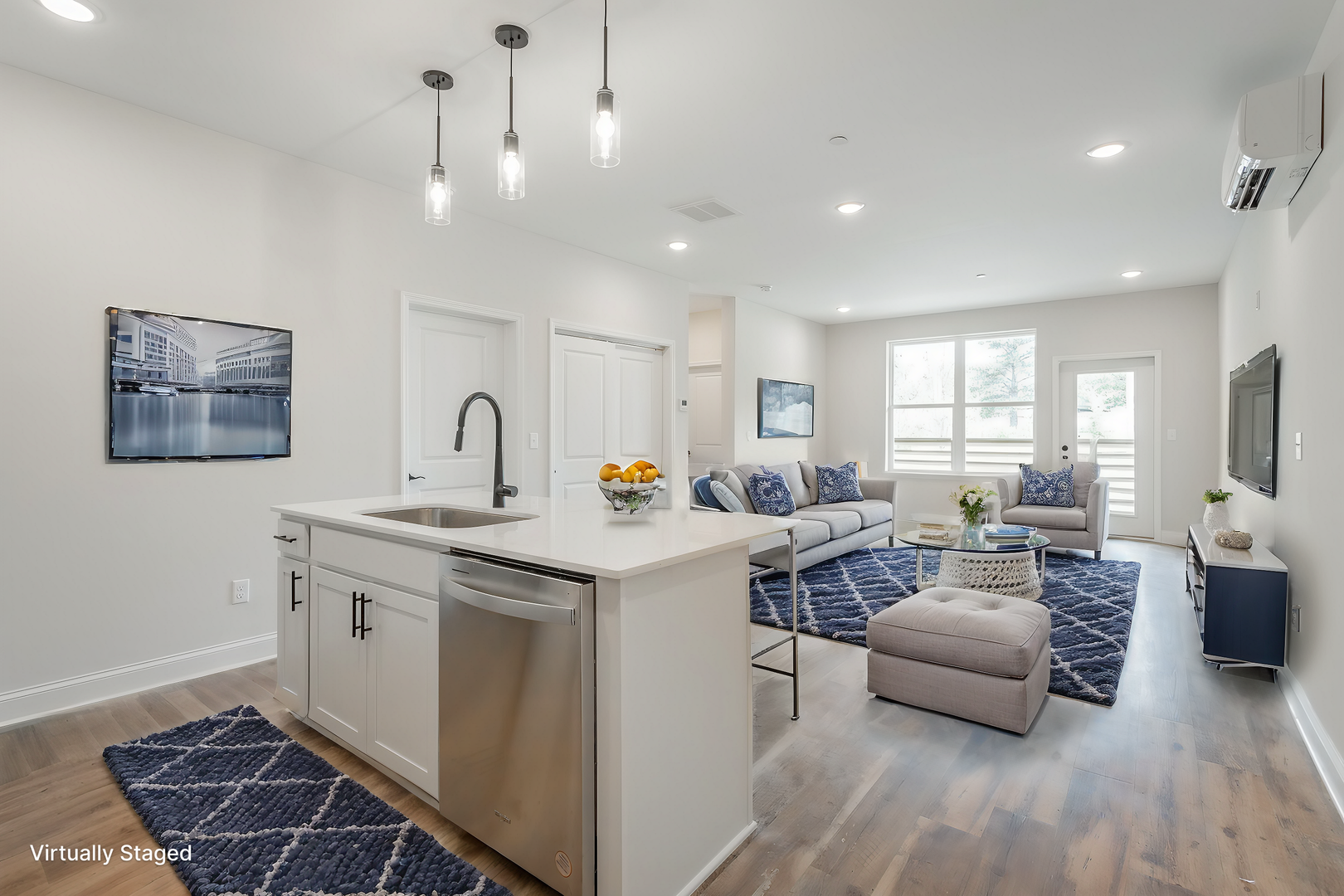 Chattanooga Apartment: 2318 E Main