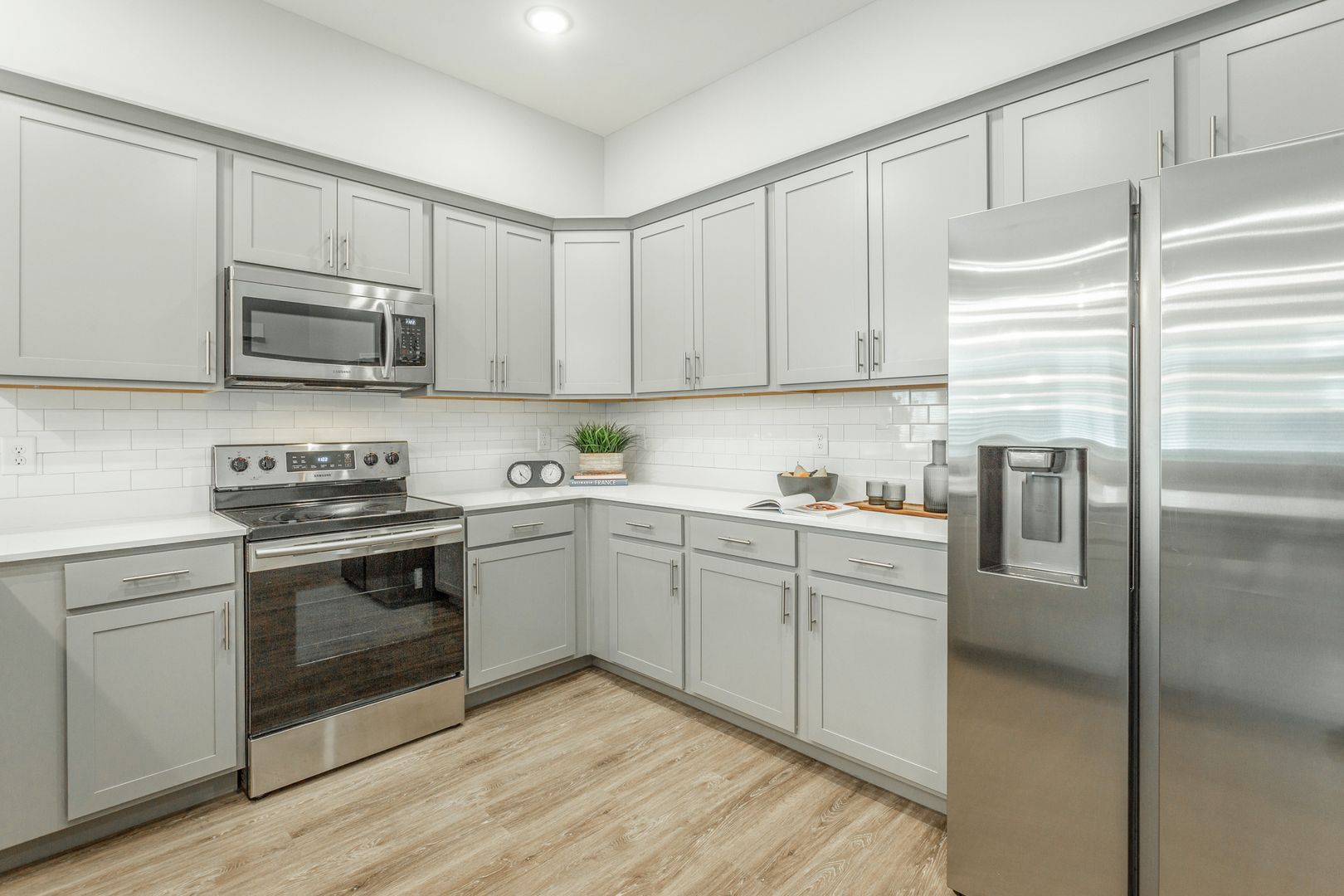 Hixson House: 531 Strong Avenue