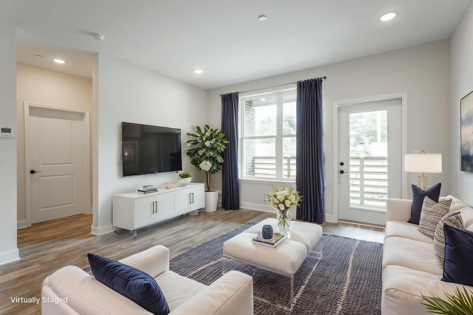 Chattanooga Apartment: 2318 E Main