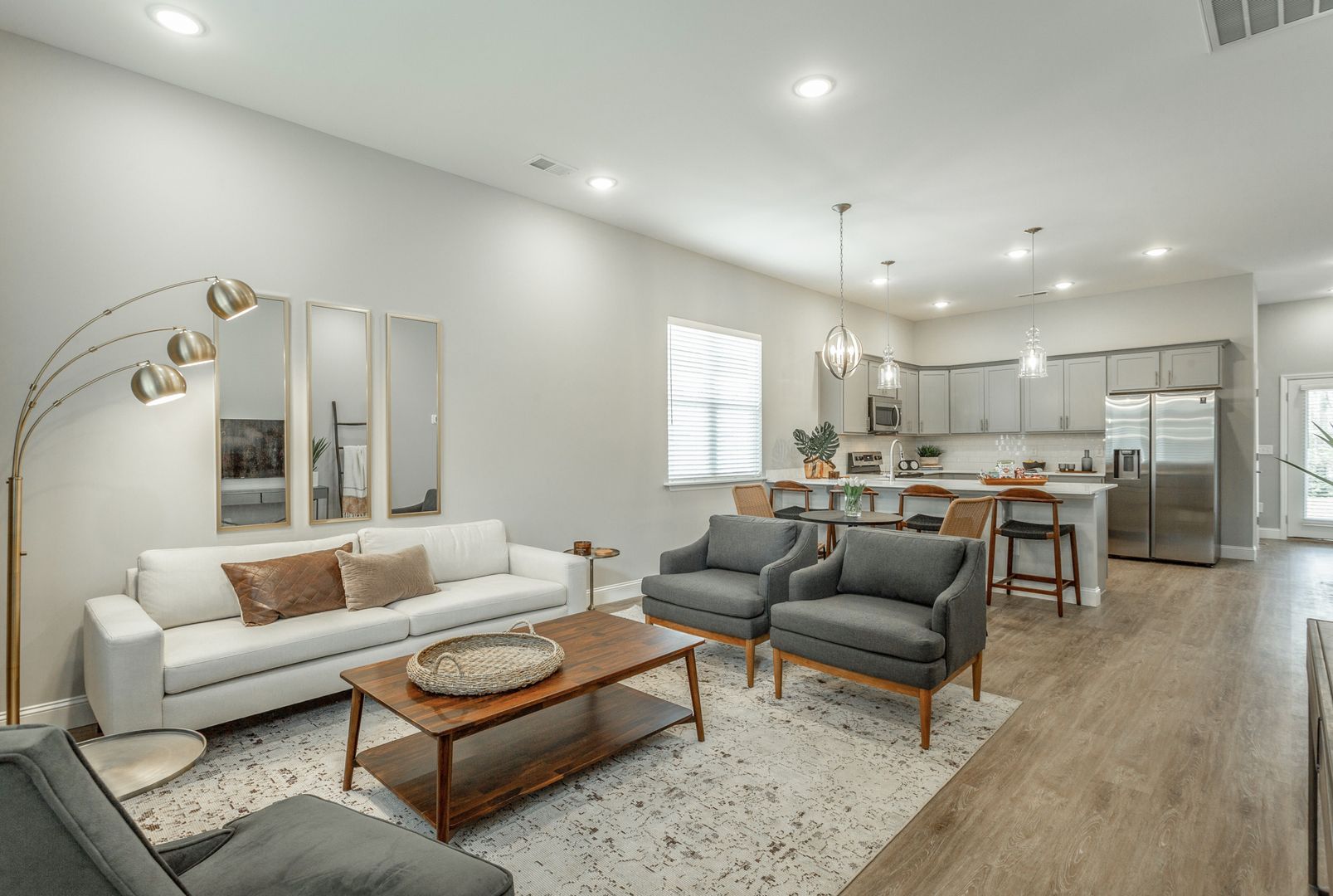 Hixson House: 531 Strong Avenue