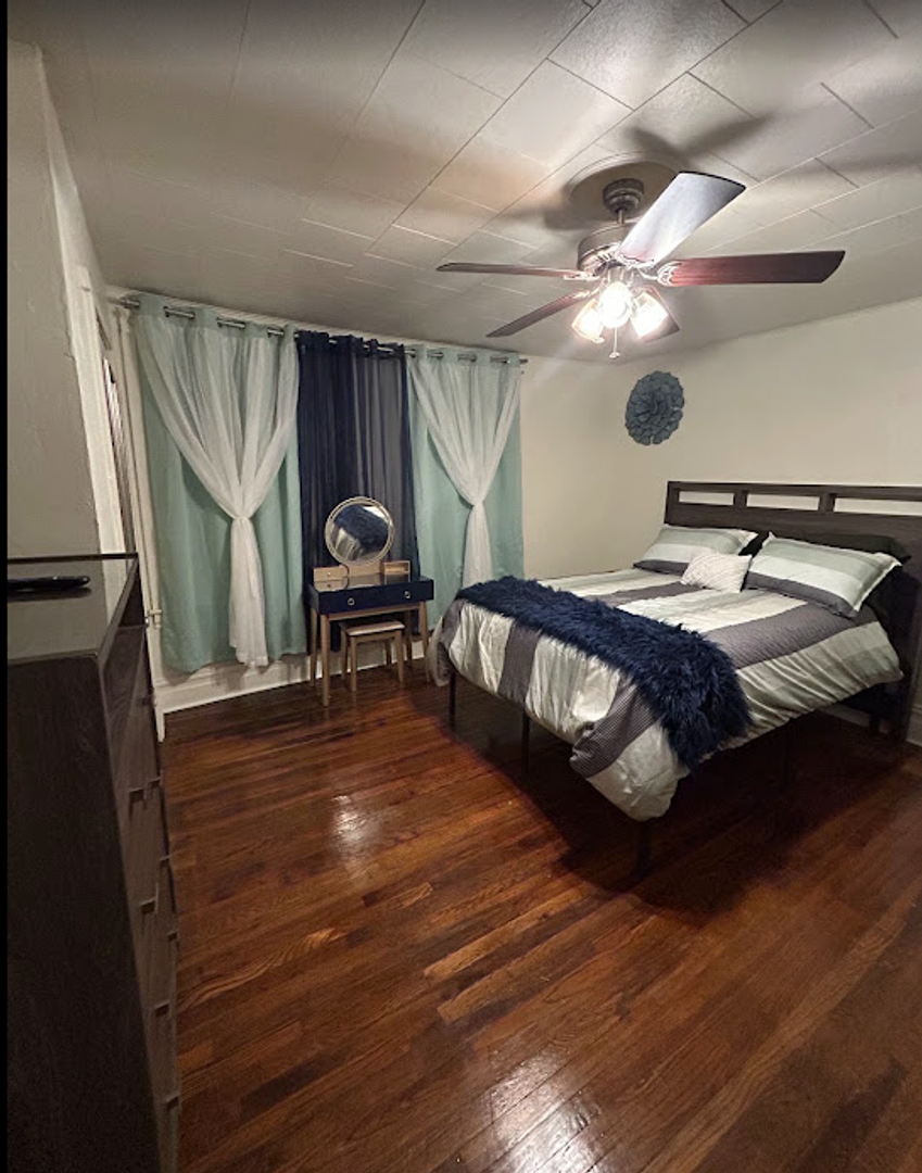 McKeesport Apartment: 2201 Beaver St.