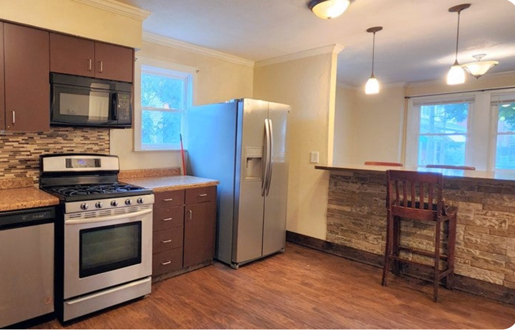 Pittsburgh House: 8 Riverside Ct.