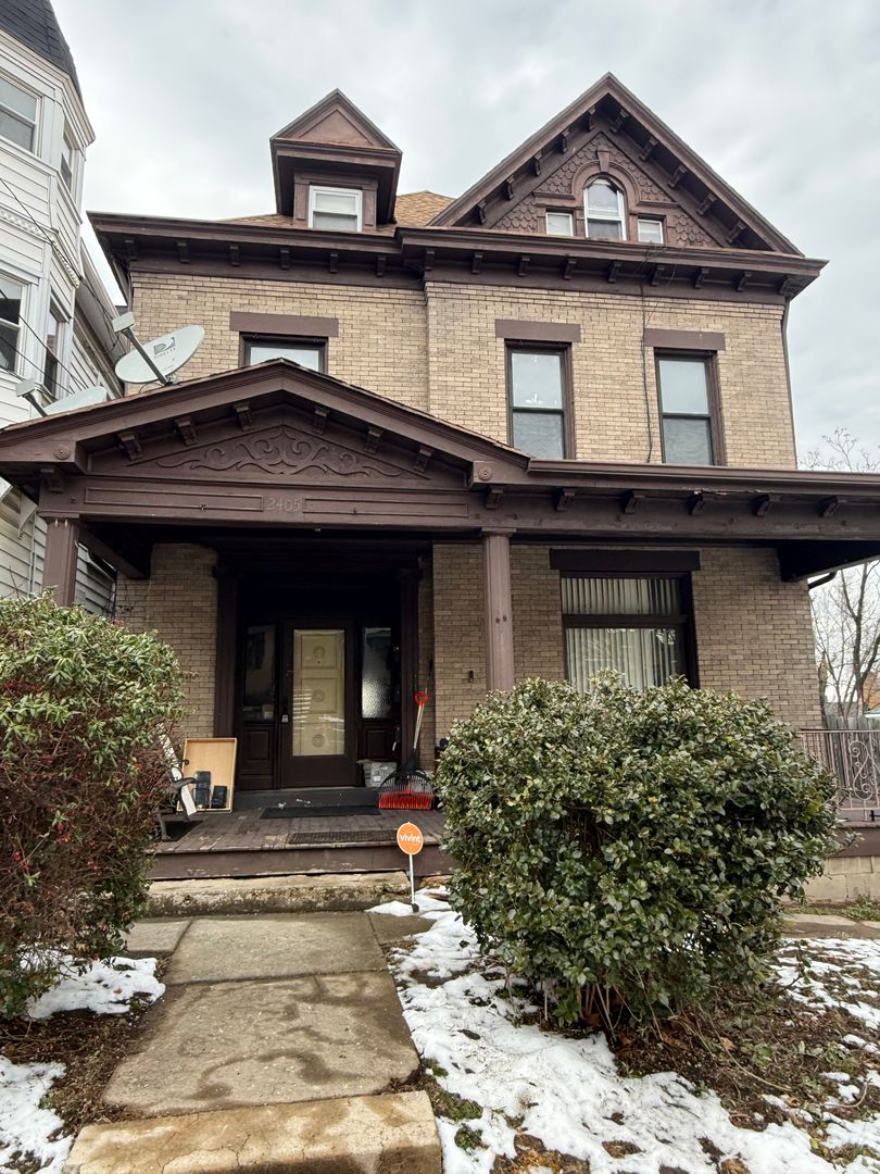 Mckeesport Apartment: 2405 Jenny Lind St