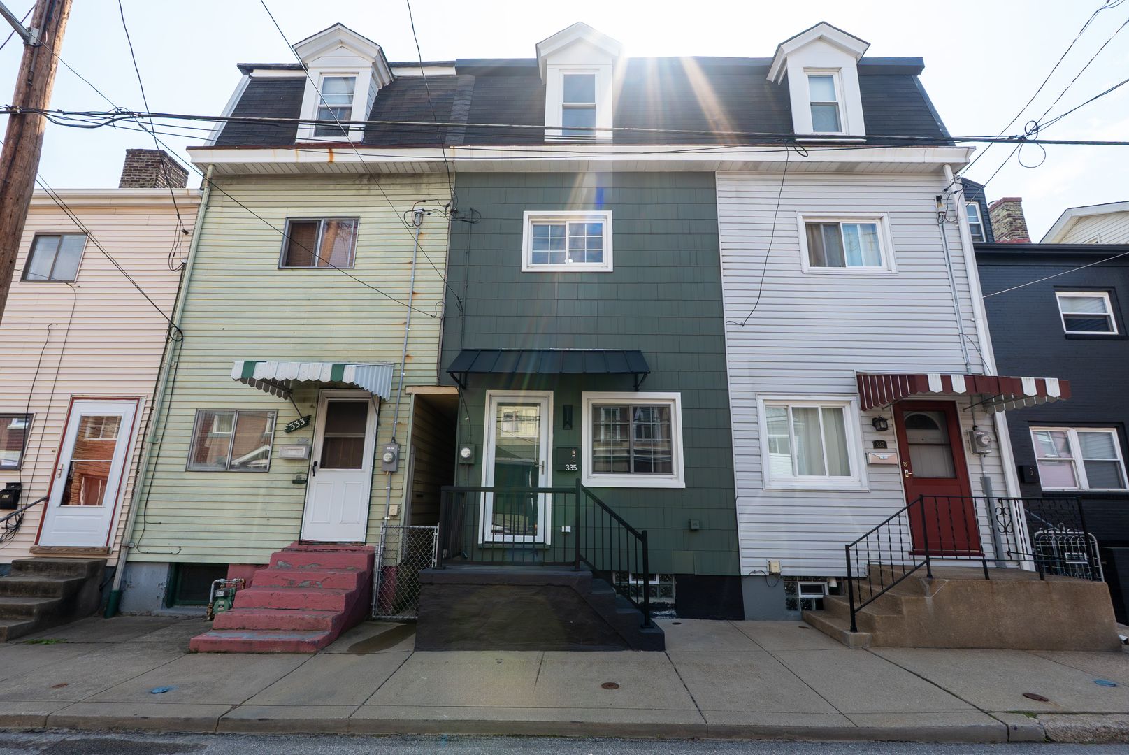 Pittsburgh Apartment: 335 Taylor St.