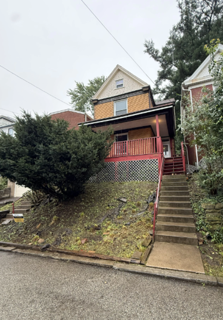 Pittsburgh House: 7656 Highland Ave.