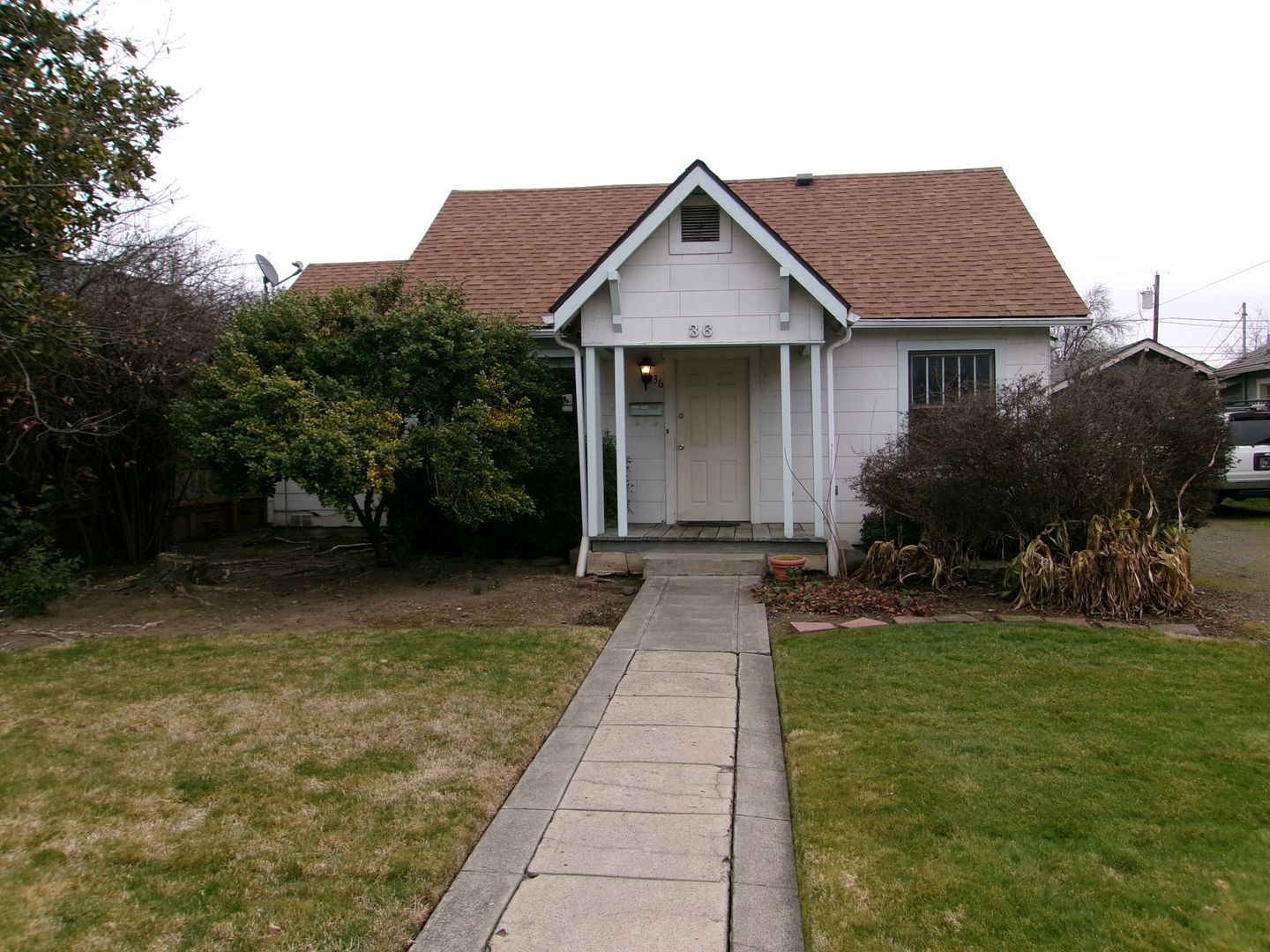 Medford Apartment: 36 N. Peach