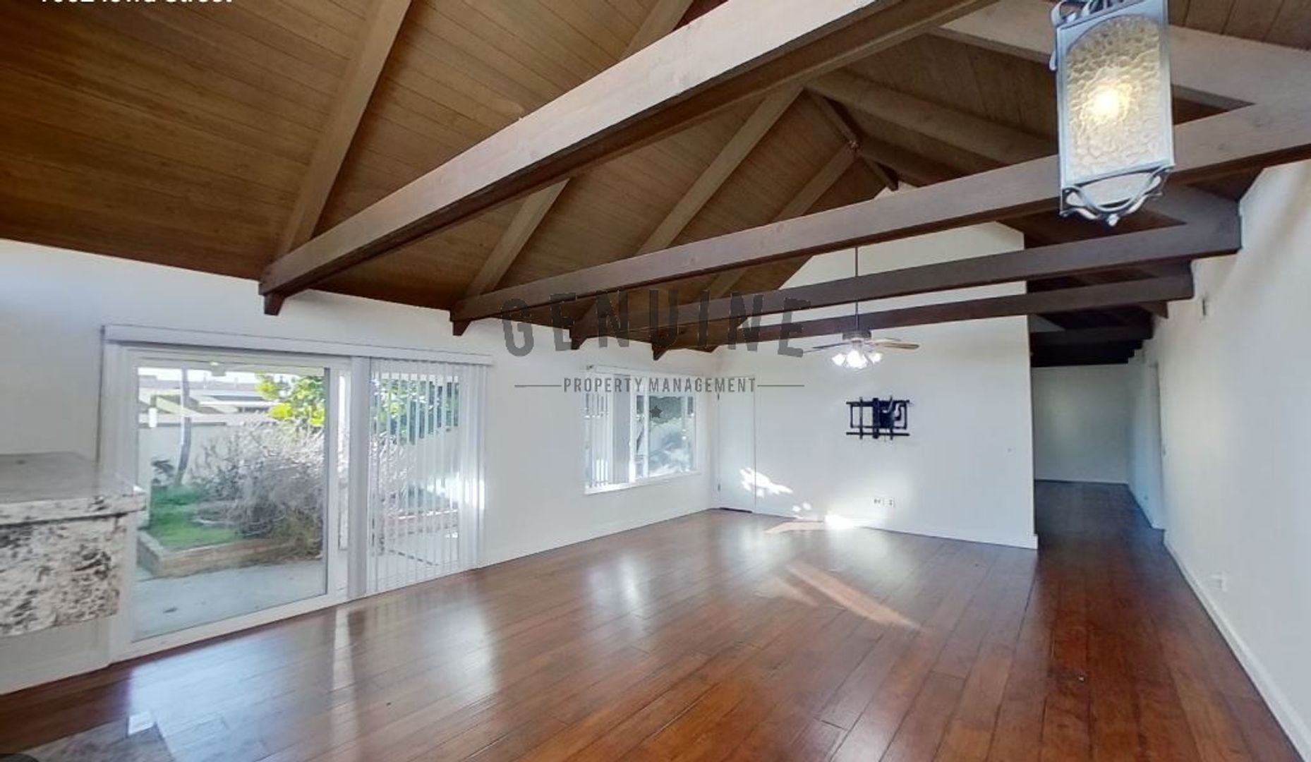 Costa Mesa House: 1662 Iowa St