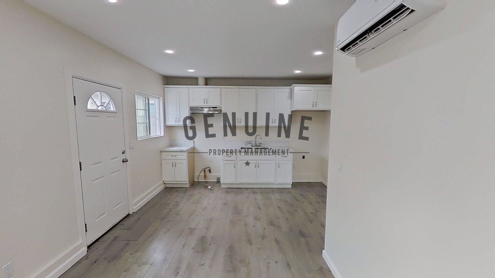 Santa Ana Apartment: 305 S Daisy Ave
