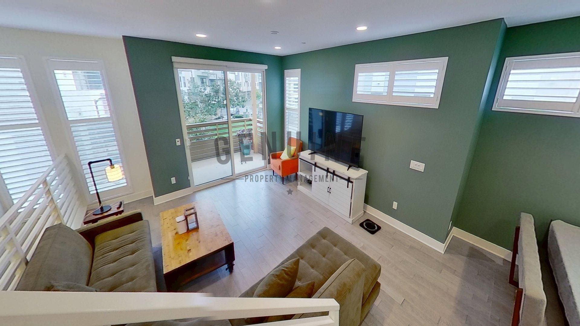 Costa Mesa Condo: 664 Wedge