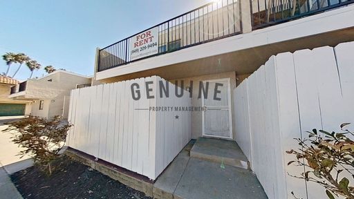 $500 off 1st Month ~ 1 Block to Beach ~ Newly Remodeled ~ 2 Story – photo 1