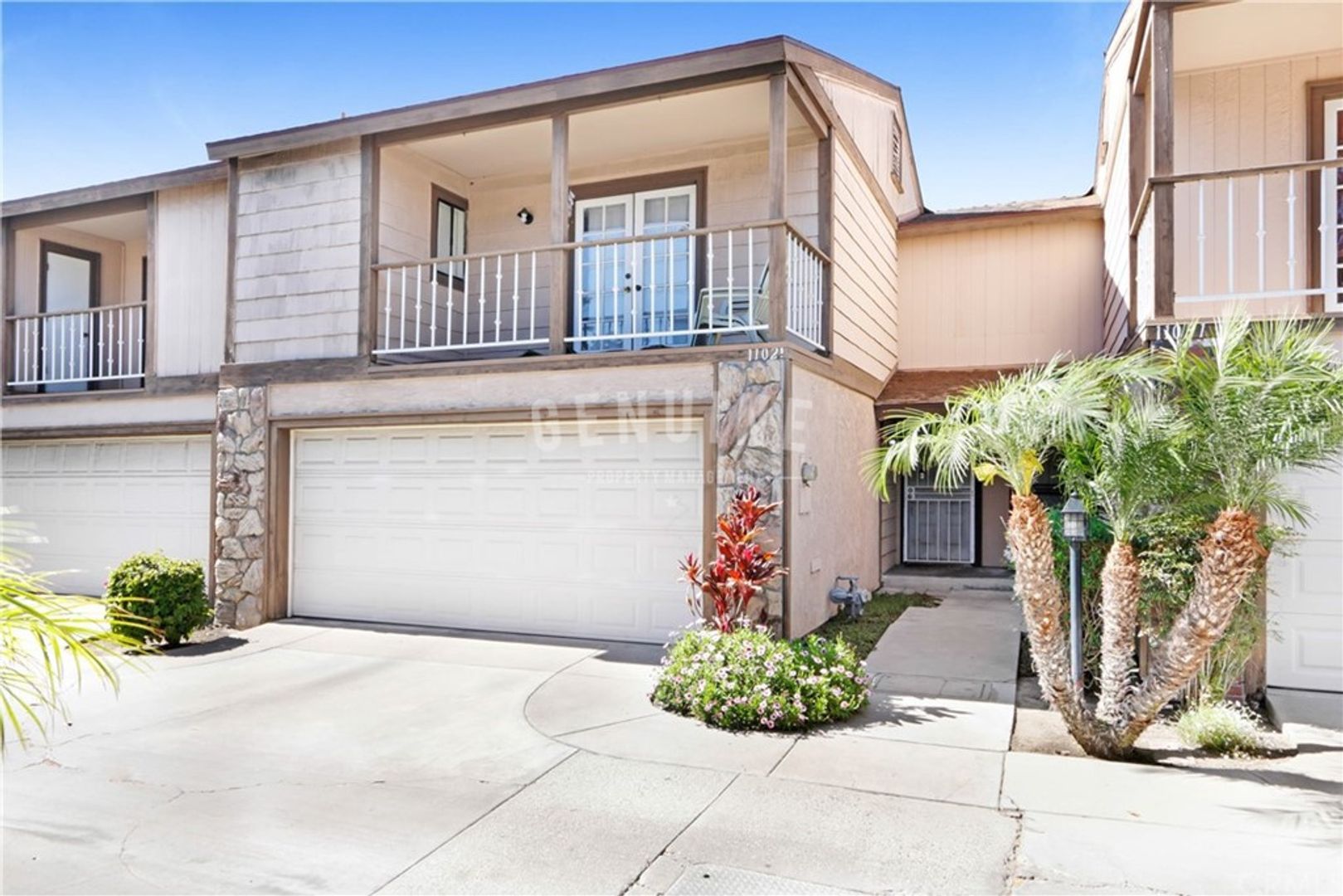 Garden Grove Townhome: 11021 Cobblestone Lane
