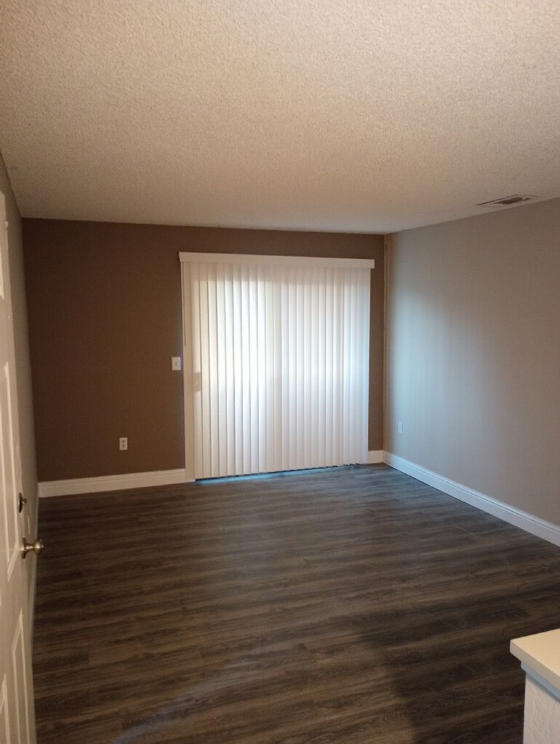 Sacramento Apartment: 3859 Annadale Ln