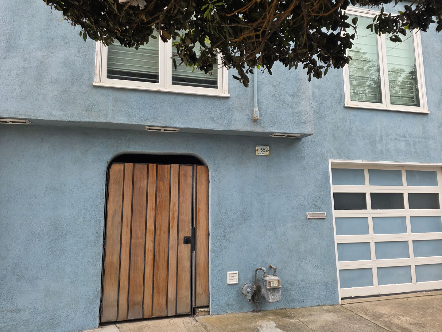 San Francisco House: 1682 48th Ave