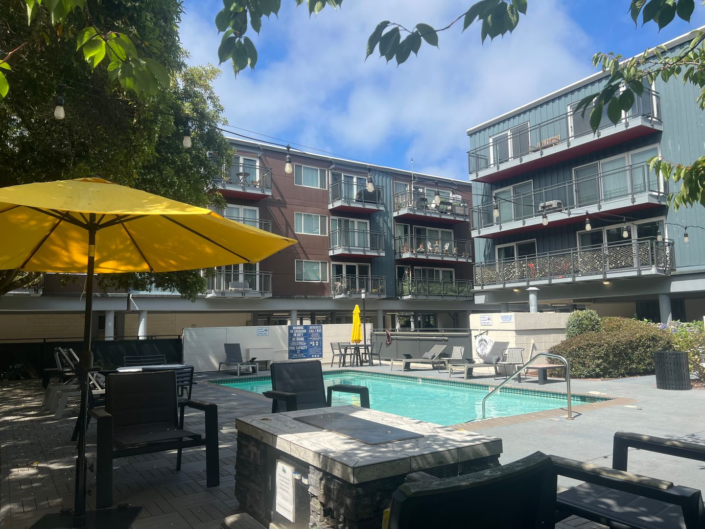 San Francisco Apartment: 1220 14th Avenue