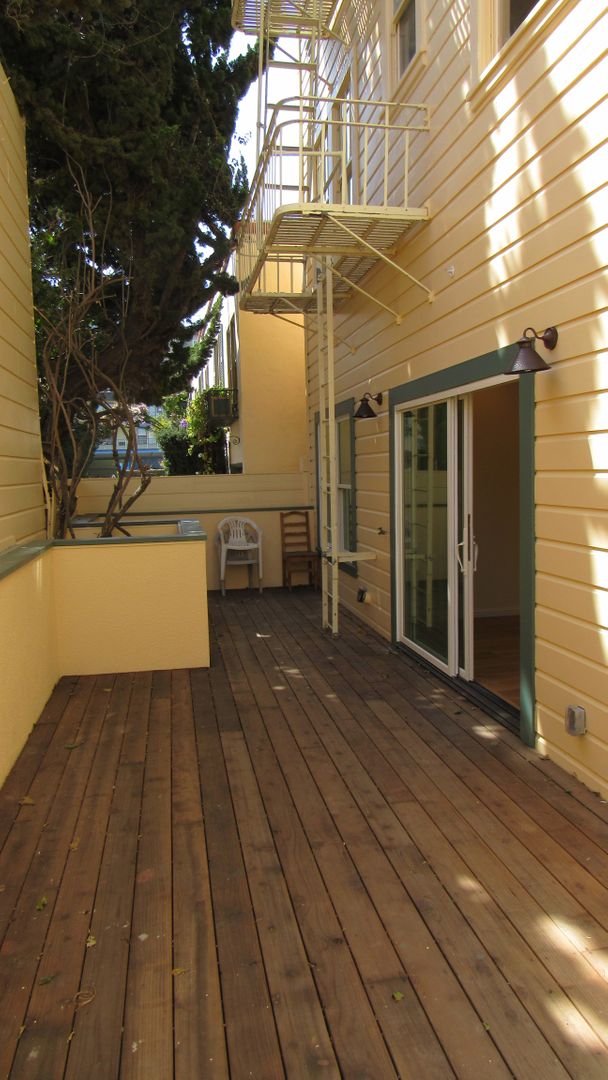 San Francisco Apartment: 3130 Broderick Street