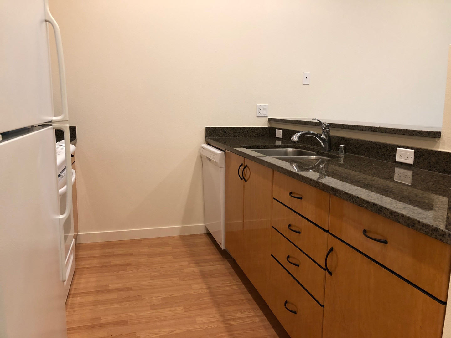 Mercer Island Apartment: 3011 78th Avenue SE