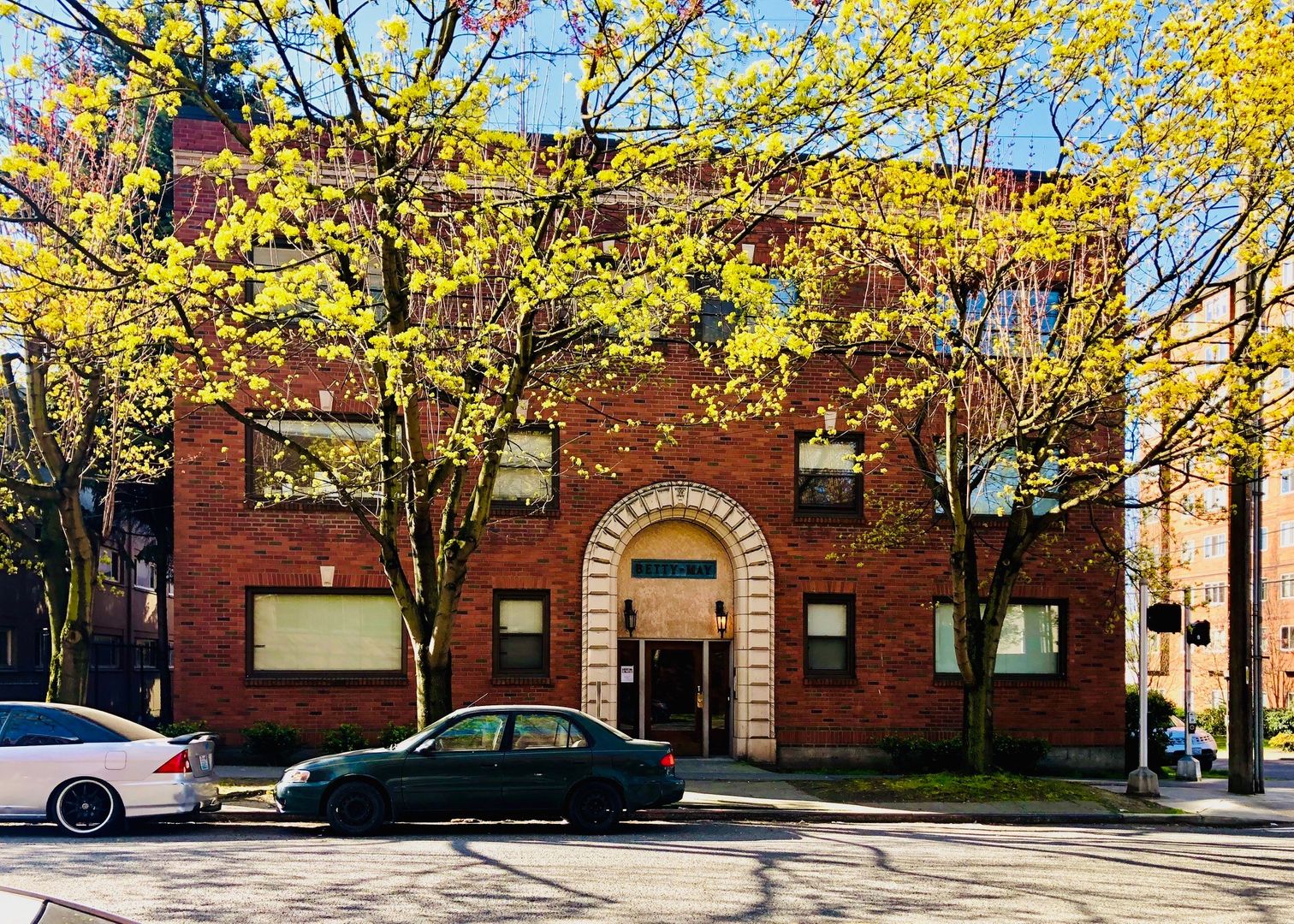 Seattle Apartment: 221 West Mercer Street