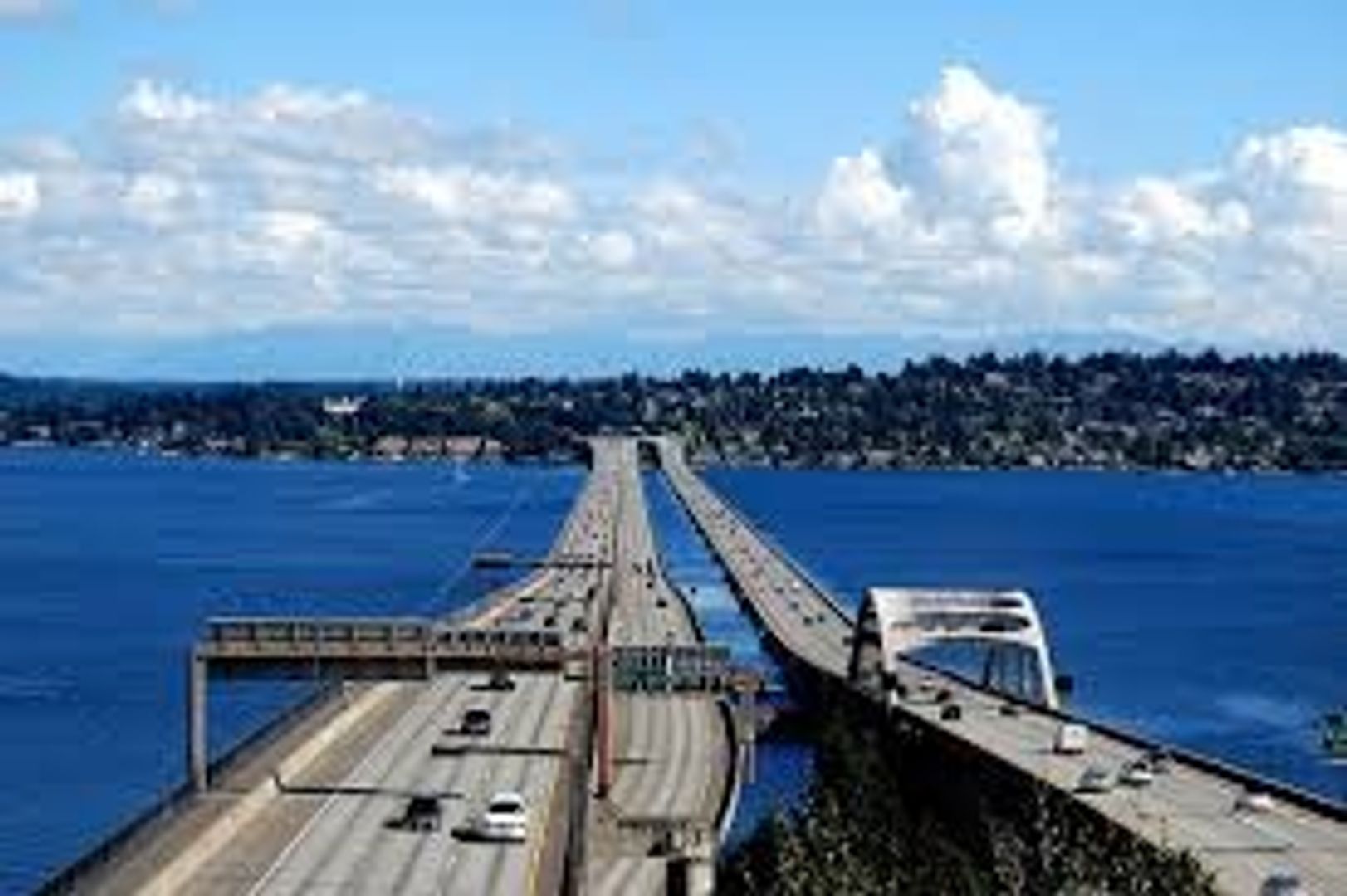 Mercer Island Apartment: 2717 76th Avenue SE