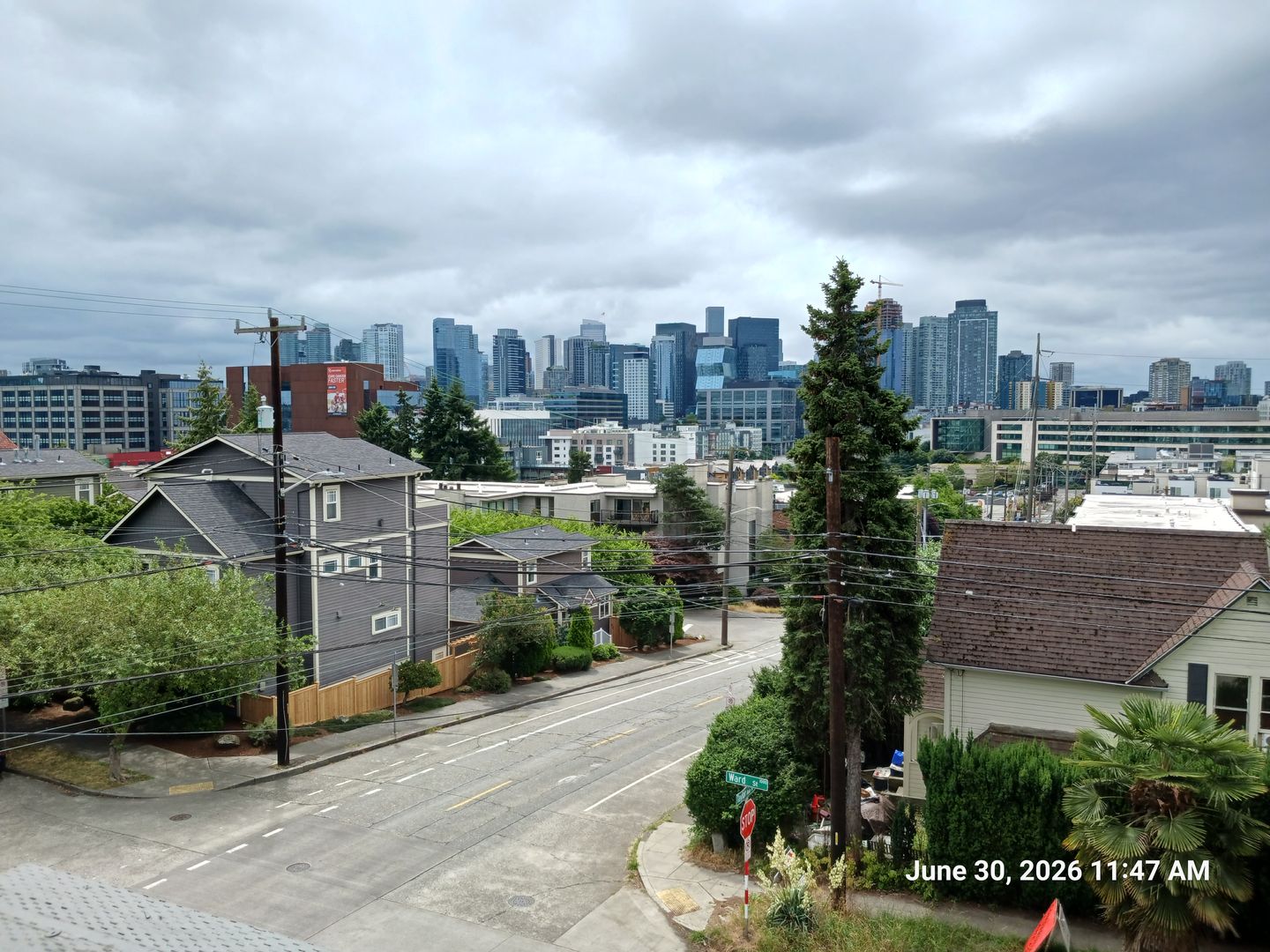 Seattle Apartment: 1001 Taylor Avenue North