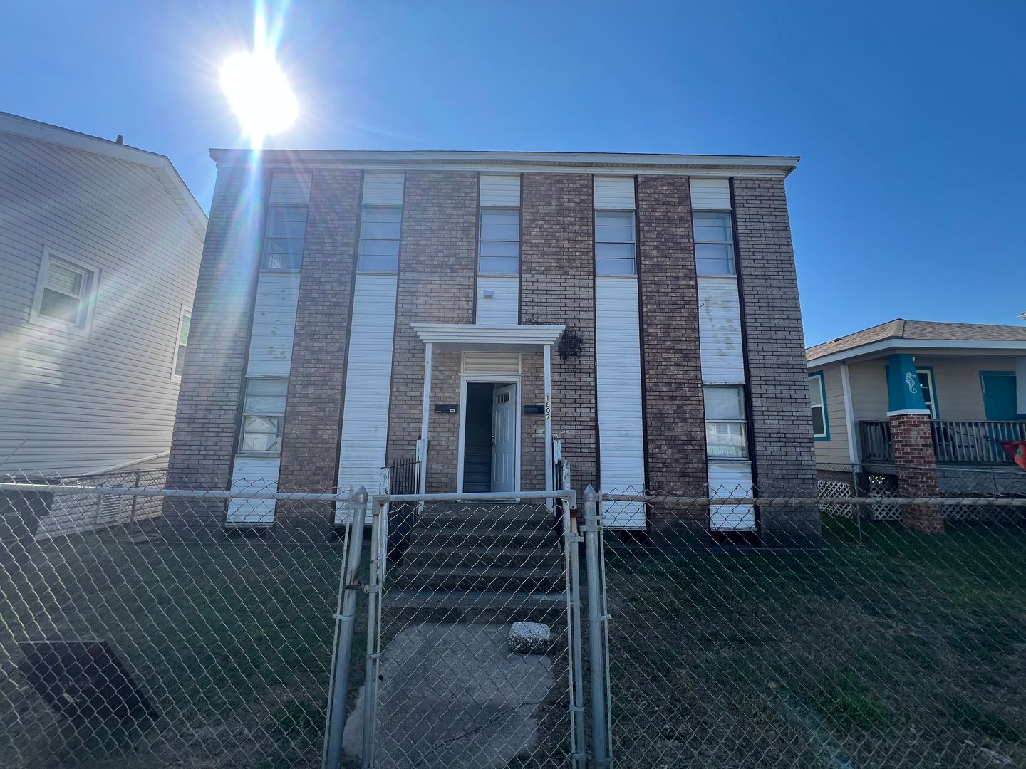 Galveston House: 1807 Ave N Up (#2)