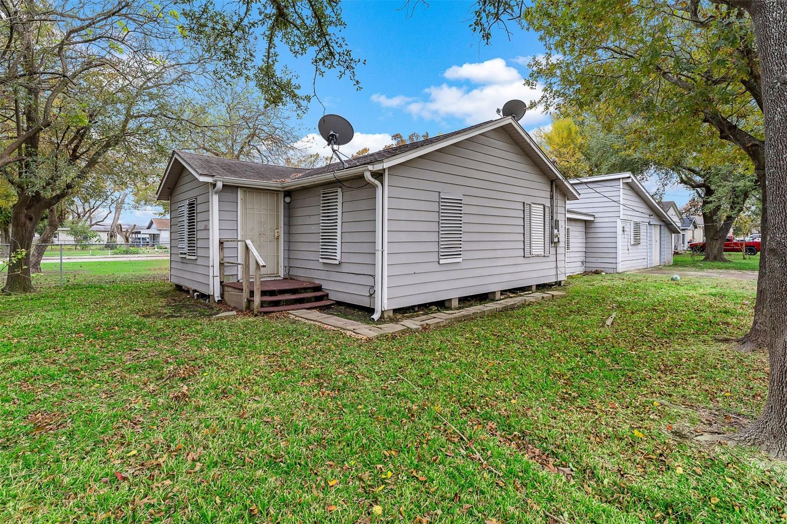 Texas City House: 1231 23rd St N