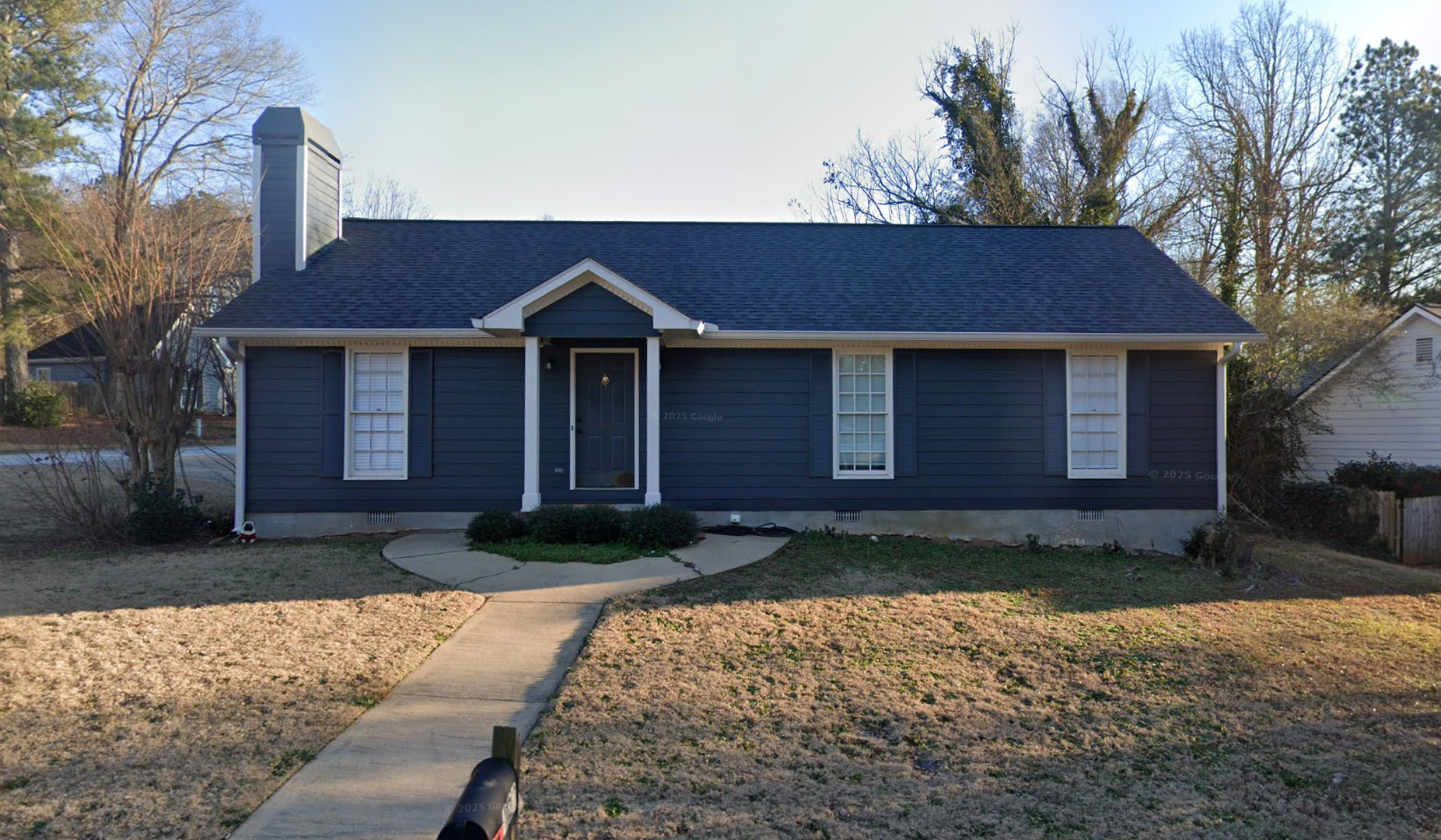 athens House: 121 Winthrop Way