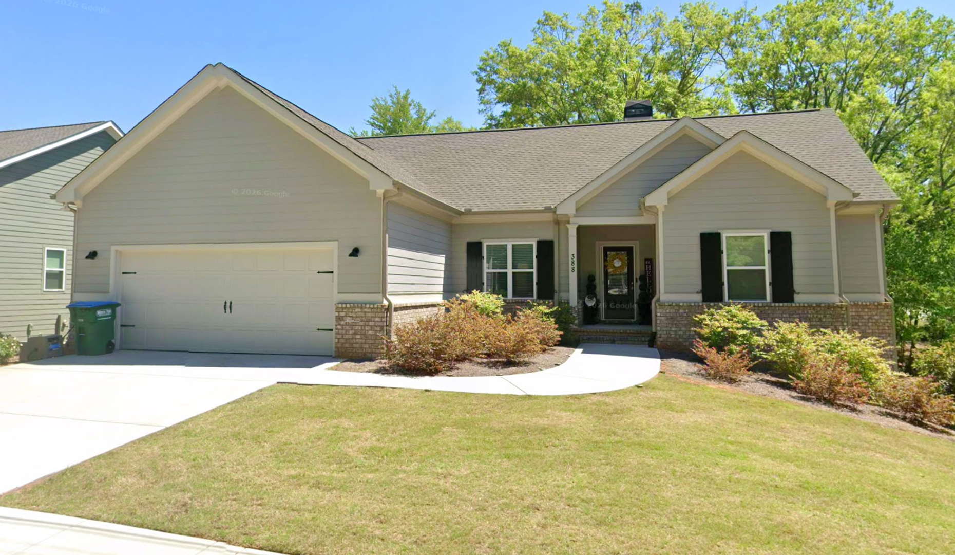 Statham House: 388 Sunset Drive