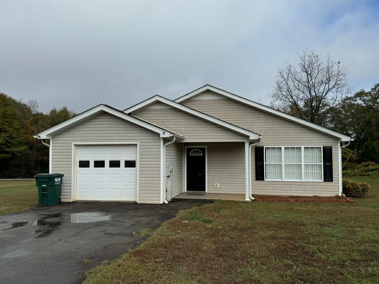 Commerce House: 3018 Old Maysville Rd