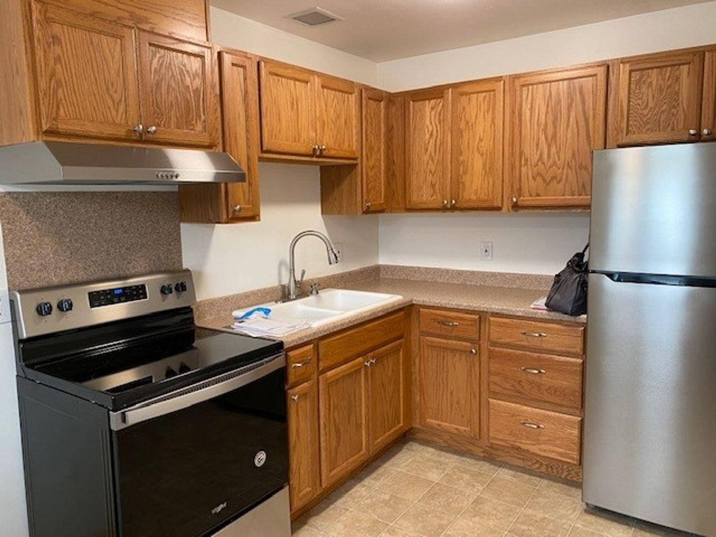 Marina Apartment: 233/235 Carmel Ave