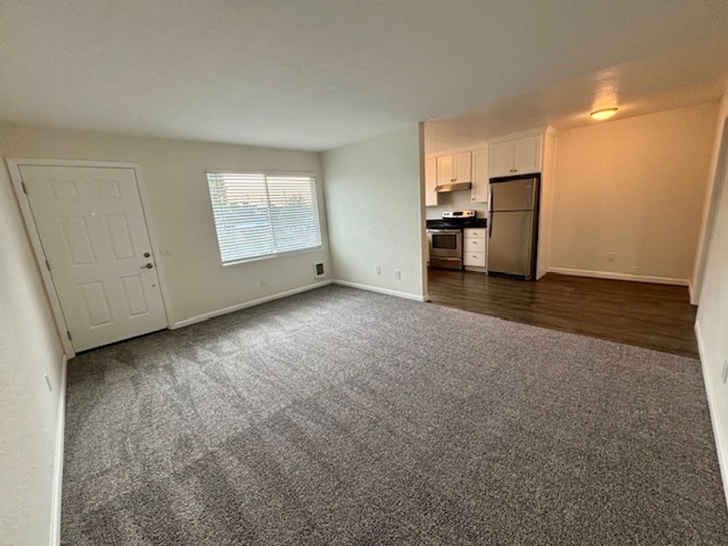 Marina Apartment: 394/396 Reservation Road