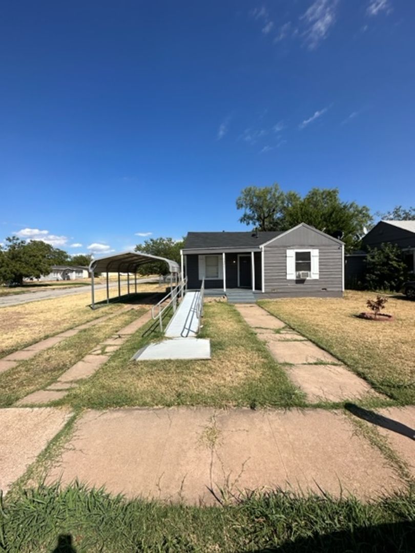 ABILENE House: 1301 SEWELL