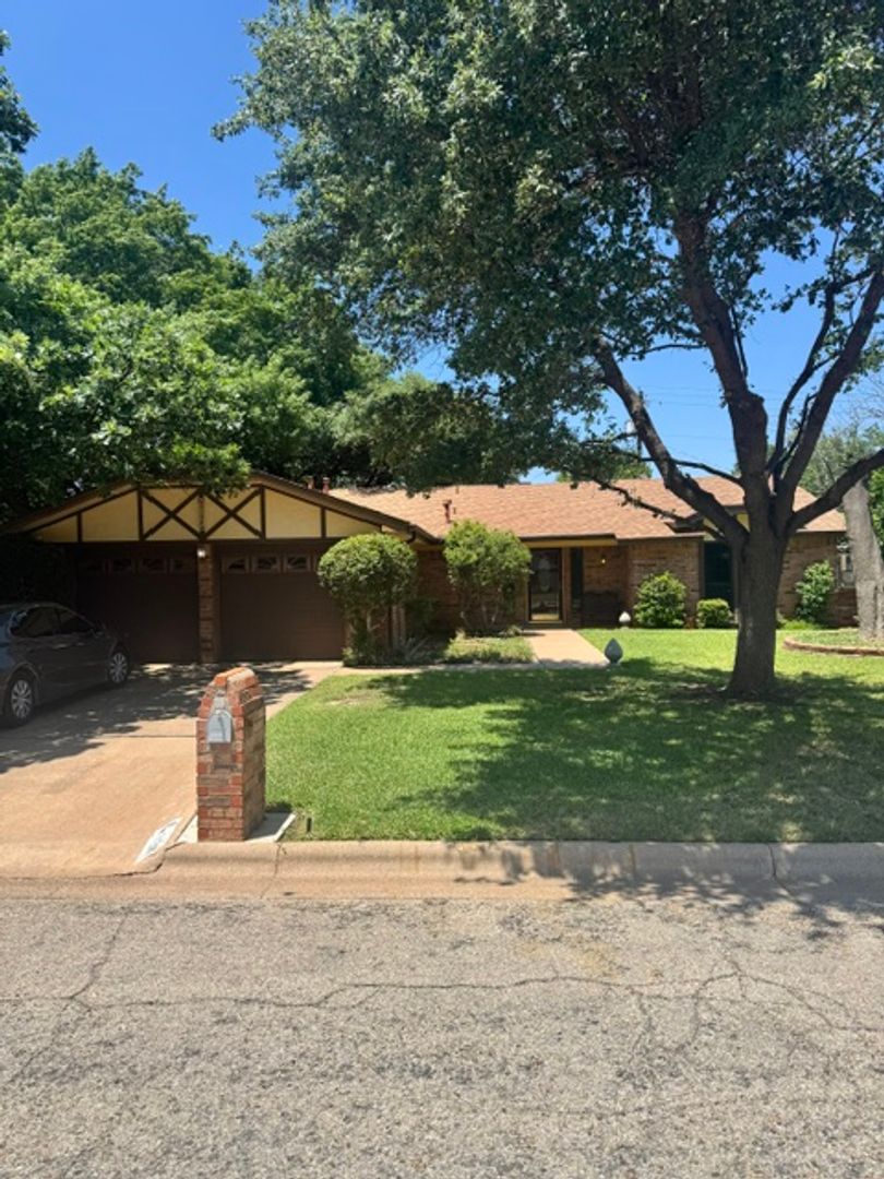 ABILENE House: 3134 WINTER HAWK DR