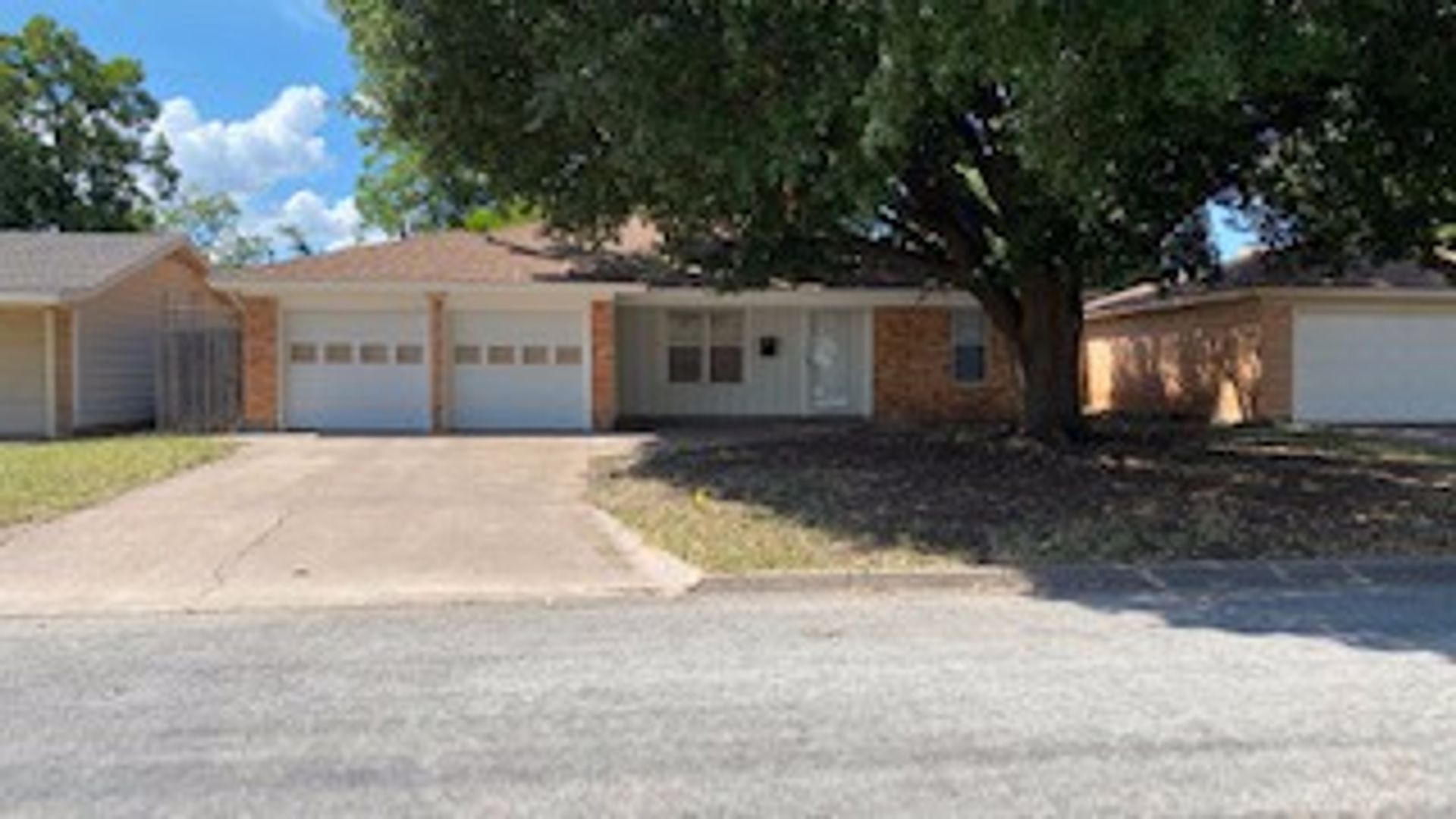 Abilene House: 2325 South 38th Street