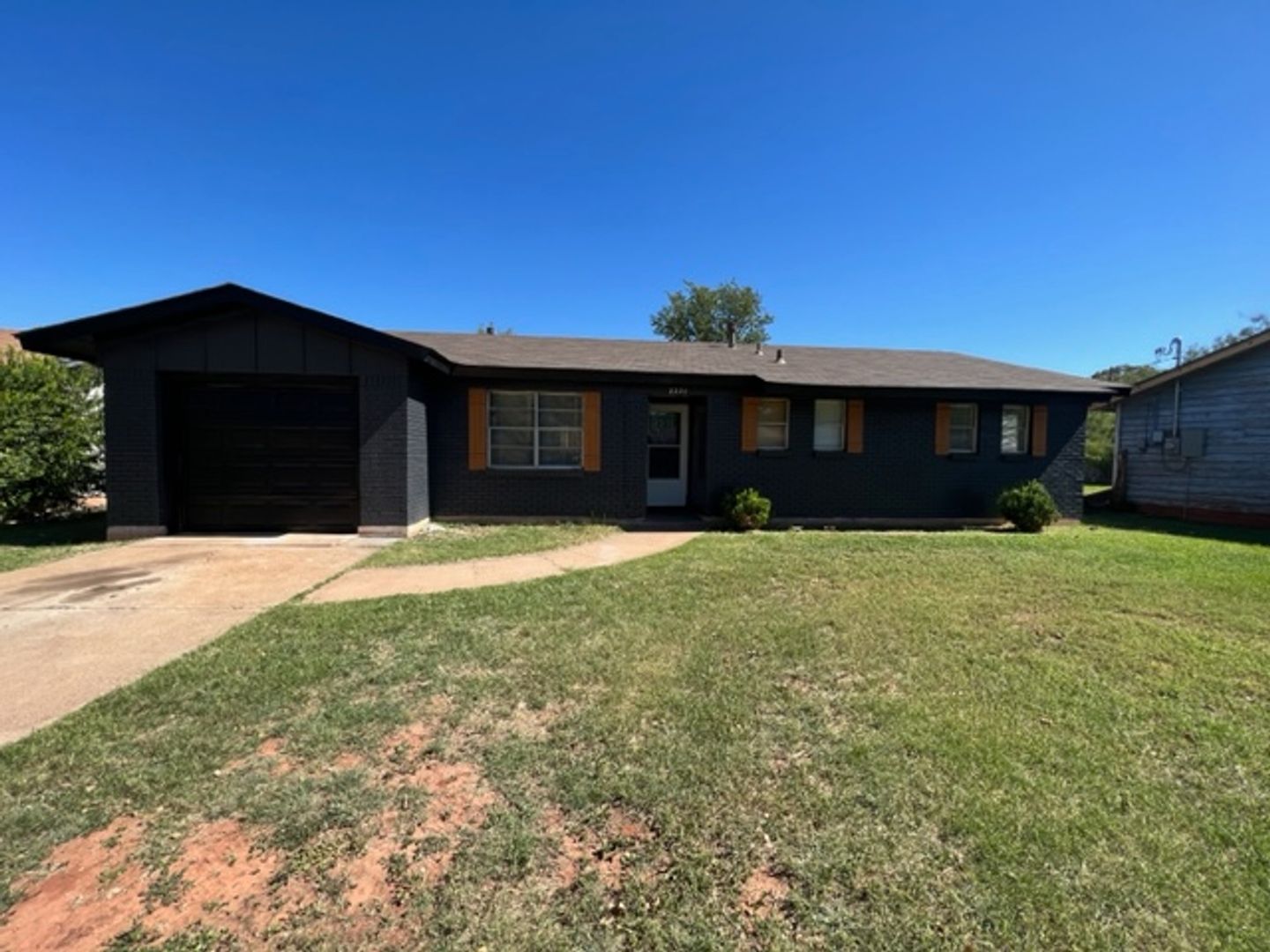 Abilene House: 2333 Marsalis