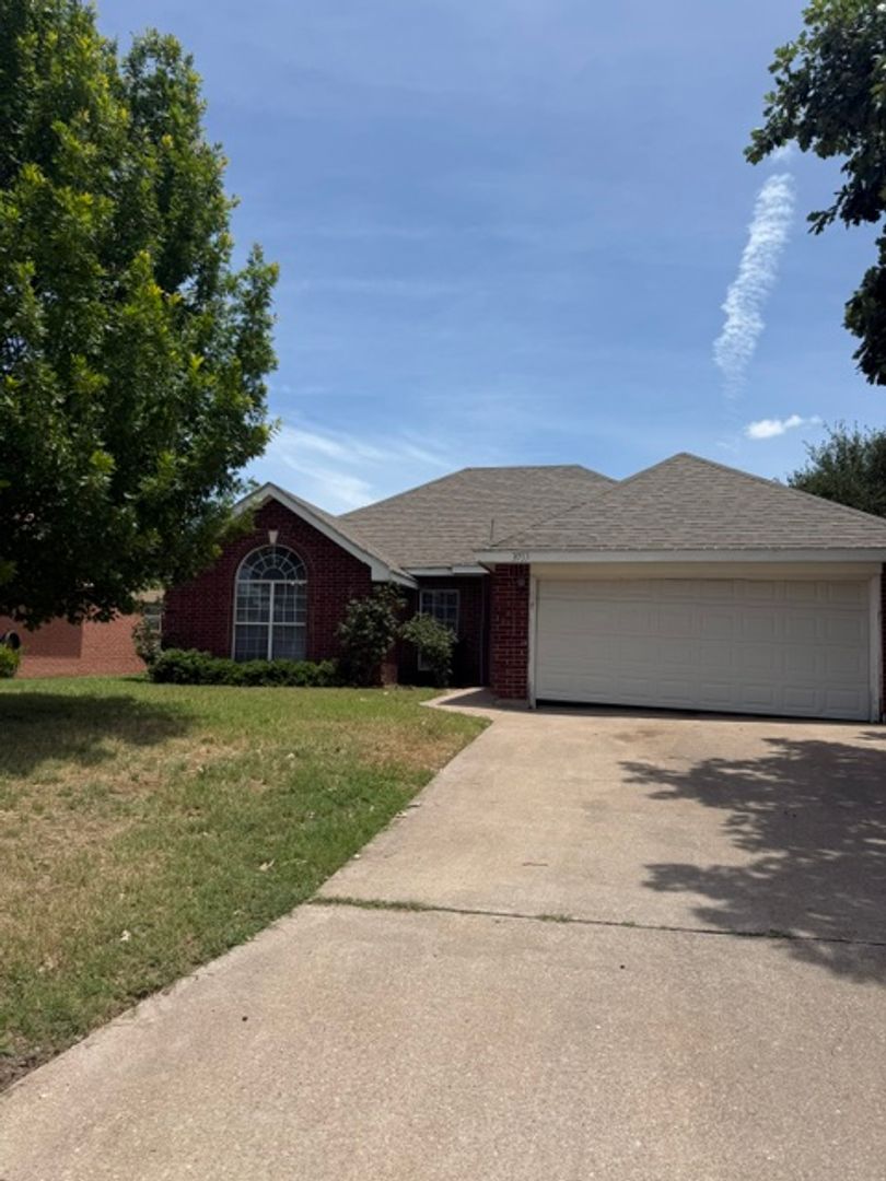 ABILENE House: 3933 WAKE FOREST LANE