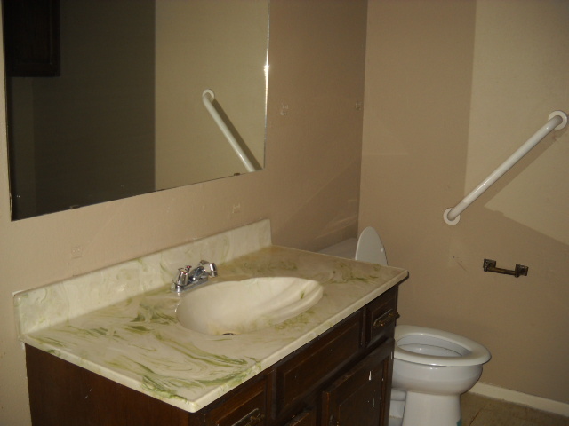 Abilene House: 925 Minter Lane