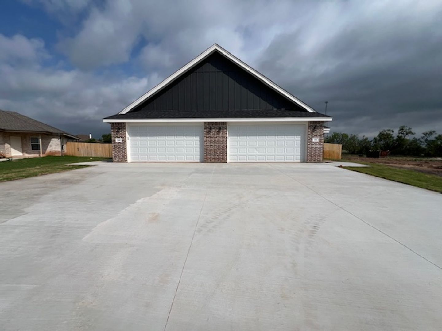 ABILENE House: 142 PEDERNALES