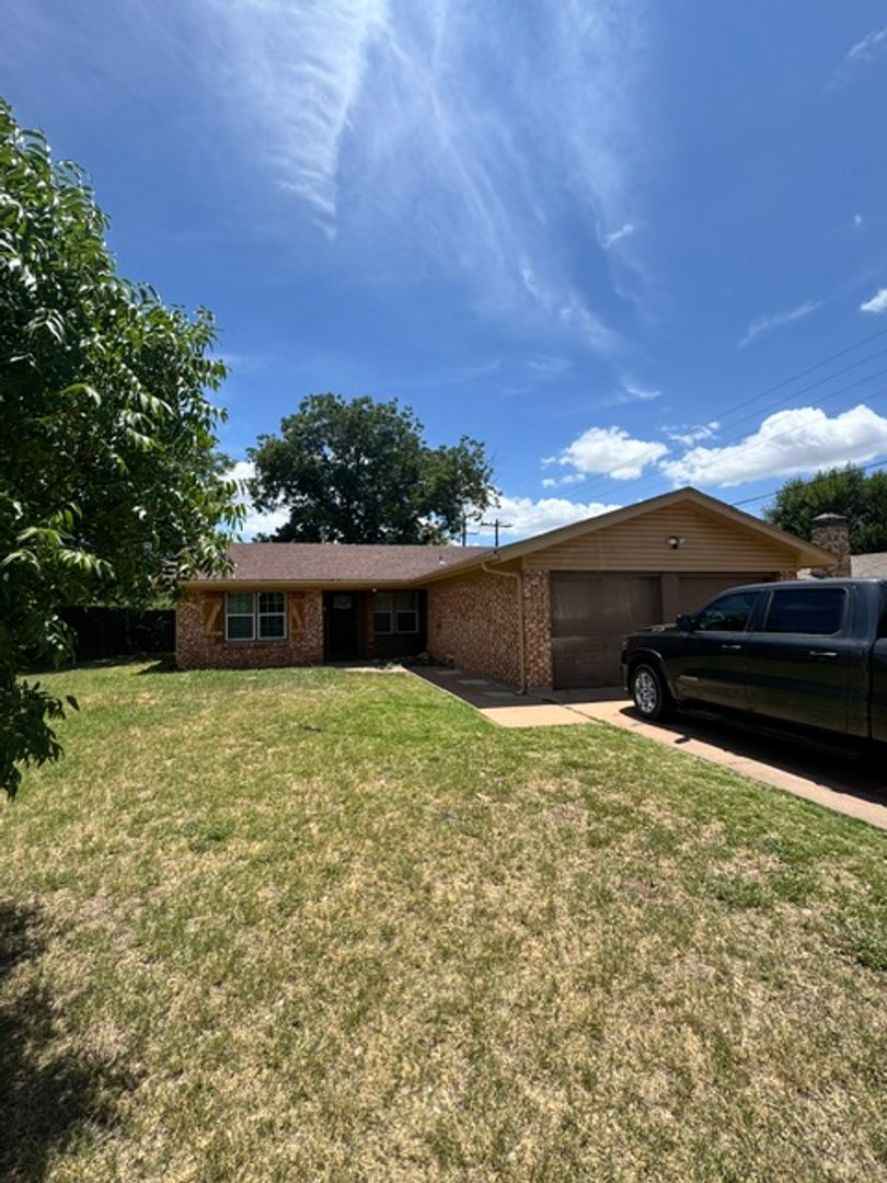 Abilene House: 2601 Hollis