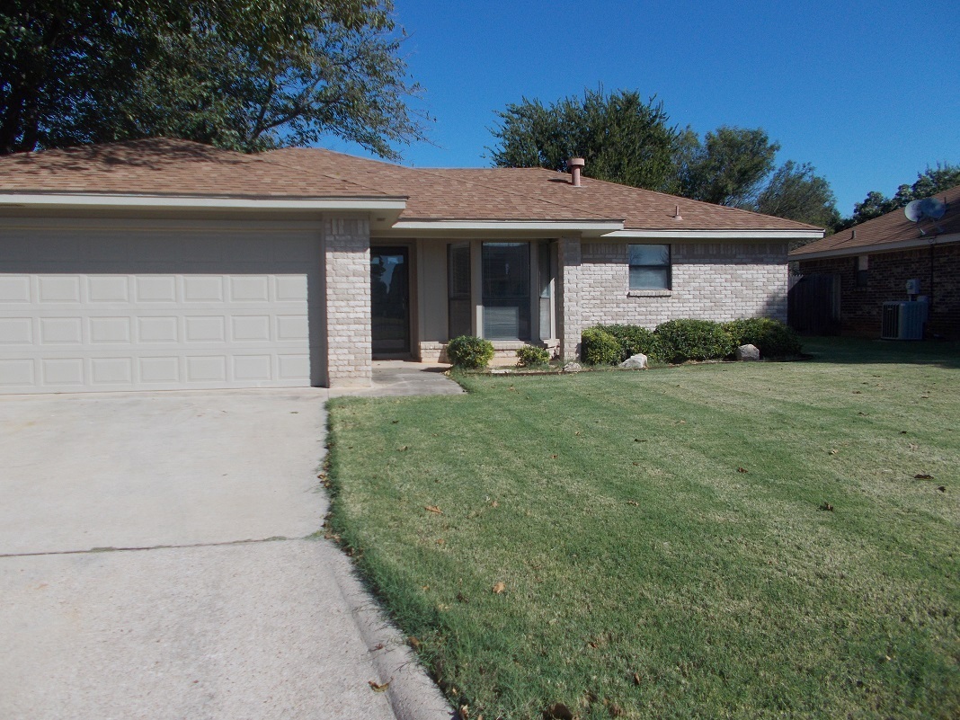 ABILENE House: 1334 LAWYERS LANE