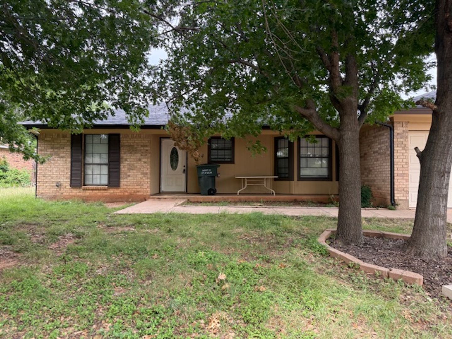 Abilene House: 7534 John Carroll
