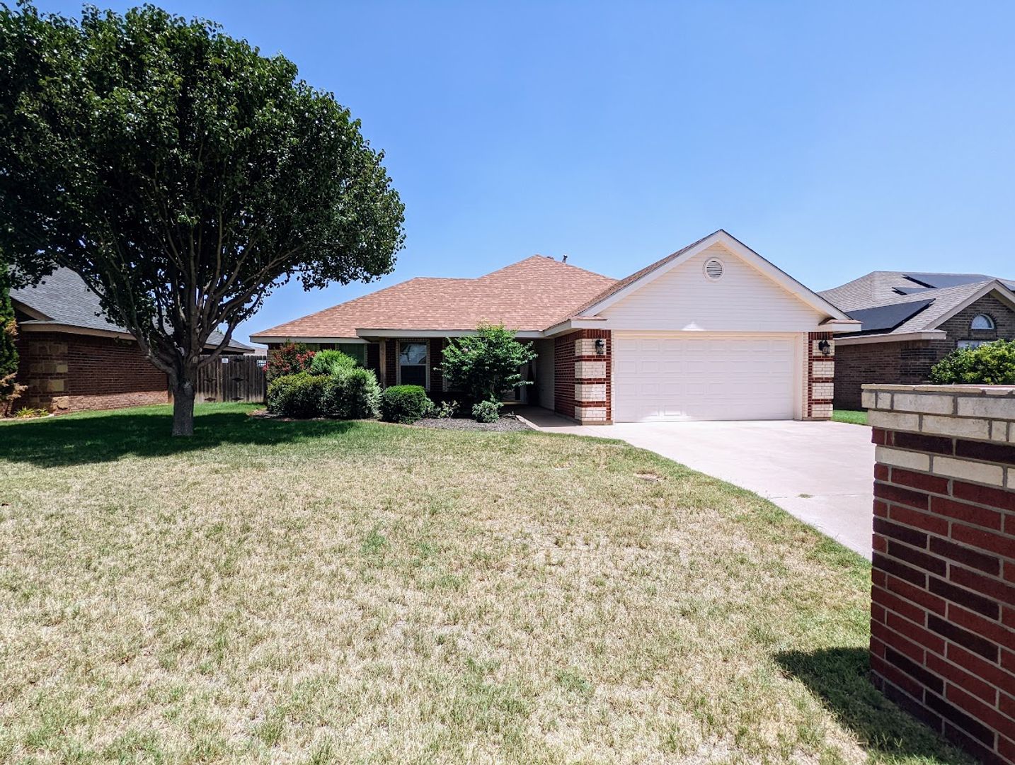 Abilene House: 834 Shallow Water Trail
