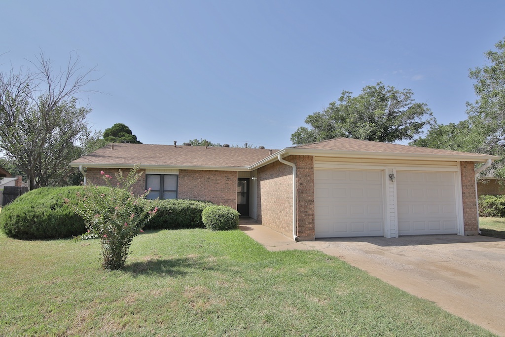 Abilene House: 5417 Castle Road