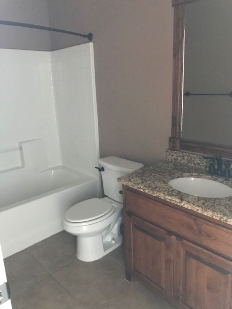 ABILENE House: 5166 COYOTE RUN