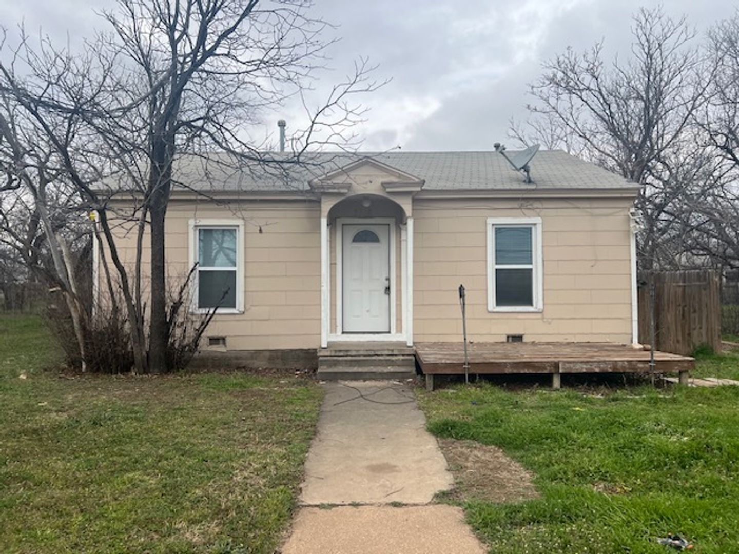 ABILENE House: 3118 WAVERLY AVE