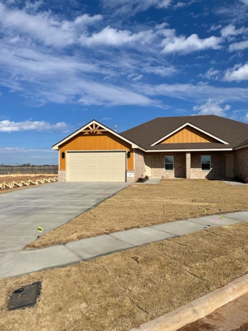ABILENE House: 7307 SOUTHERN BELLE CR