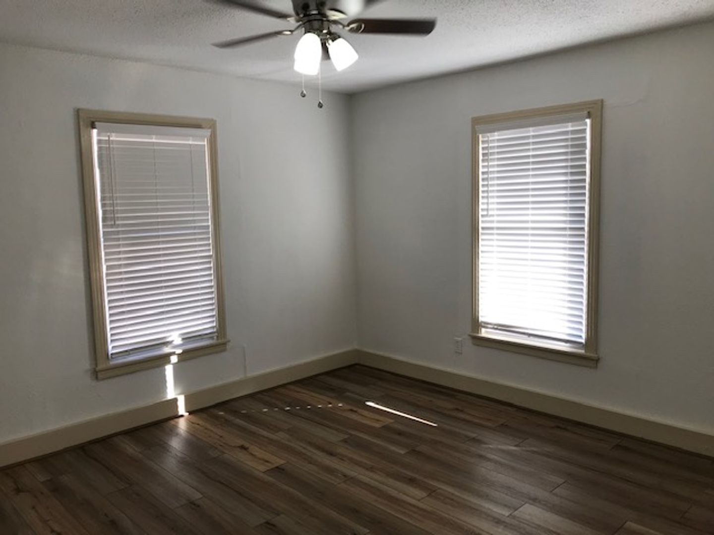 Abilene House: 742 S. La Salle Drive