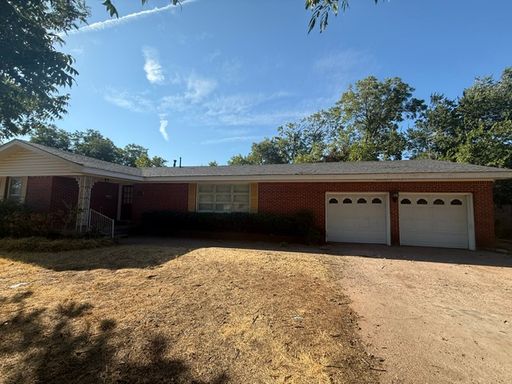 3 Bed 2 Bath Rental at 2349 S 35th Street, Abilene, TX – photo 1