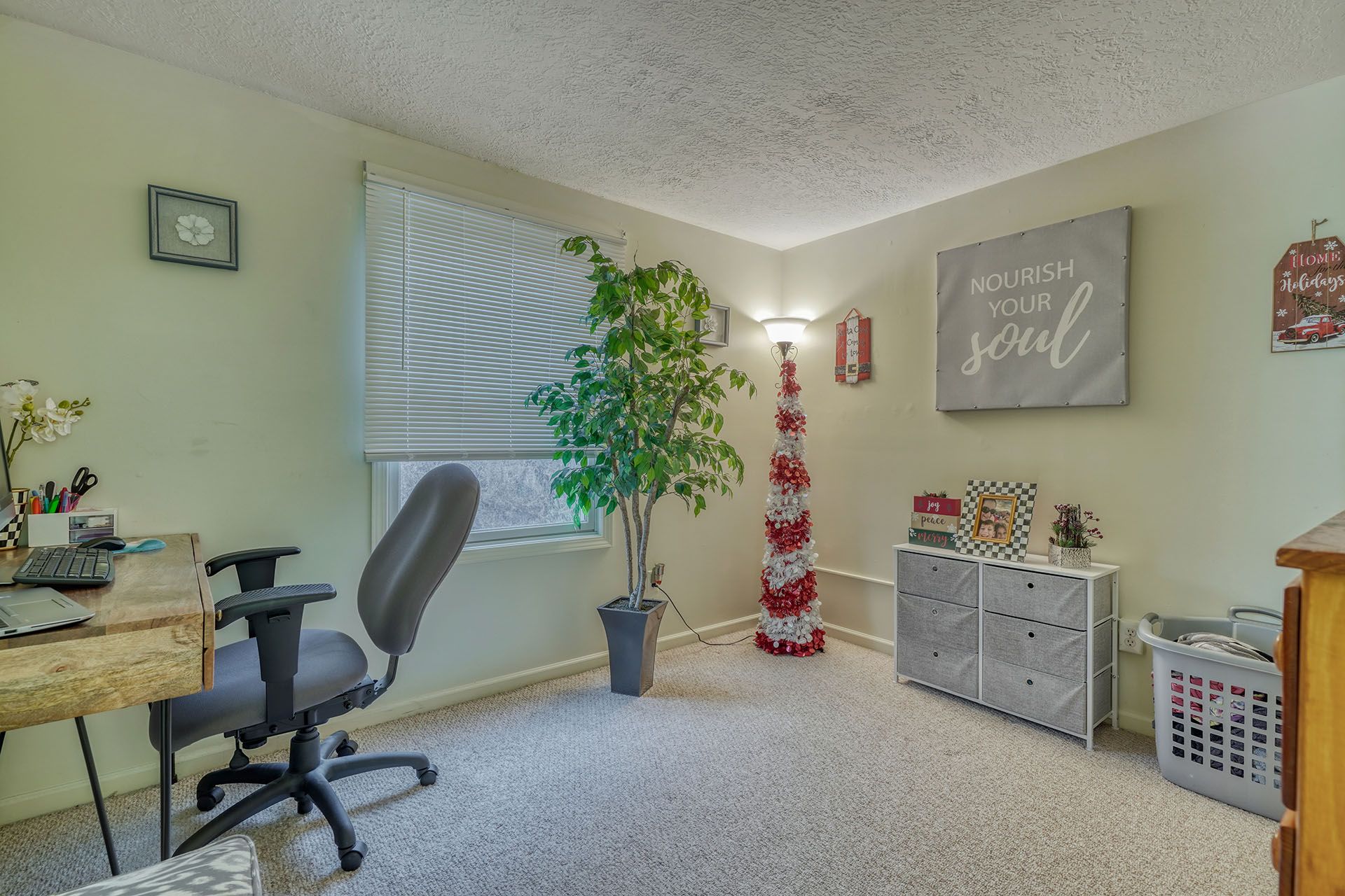 6137 Patriot Drive, Ontario, NY 14519