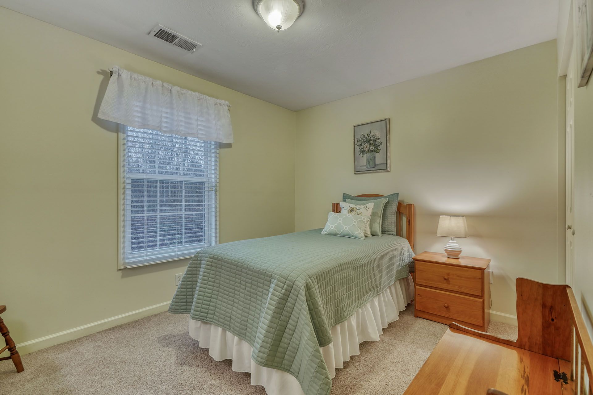 6137 Patriot Drive, Ontario, NY 14519